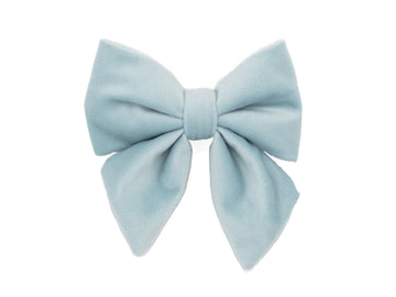 Iceberg Velvet Lady Dog Bow Tie